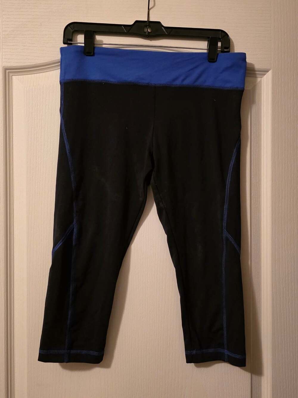 Marika Tek Leggings Size Large Black Blue Capri Athletic Cropped
